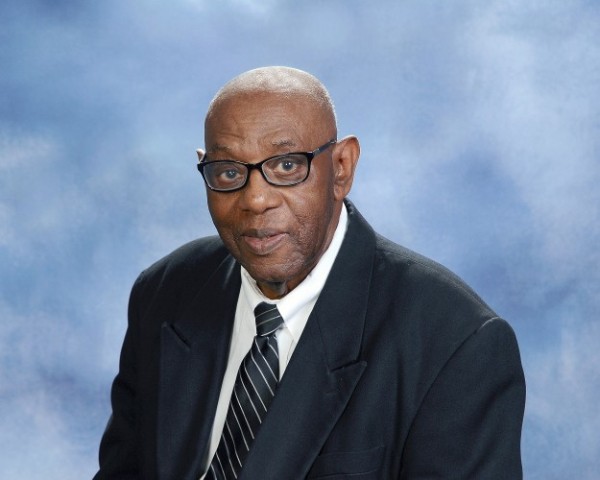 Associate Minister Min. Kenneth Moore Image